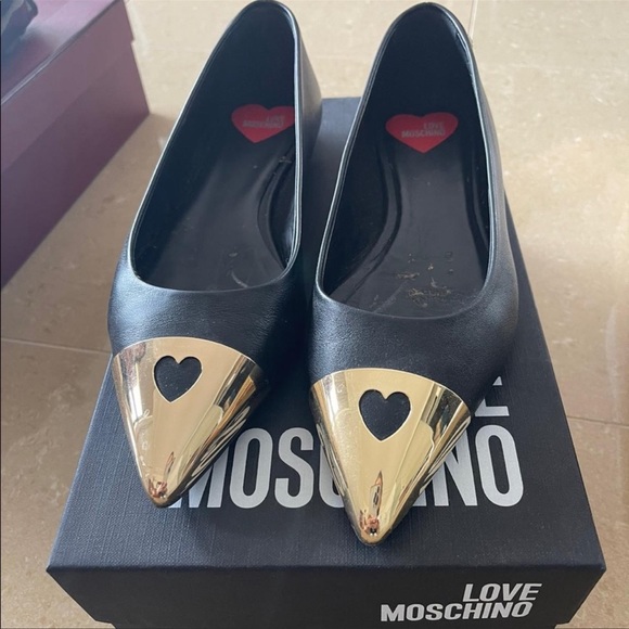 Moschino Shoes - Moschino Black Pointy Flats
